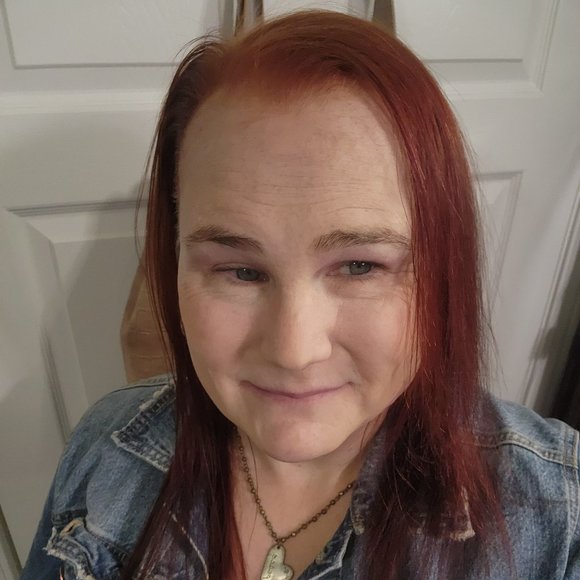 Meet your Posher, Crissy - Picture 1 of 15